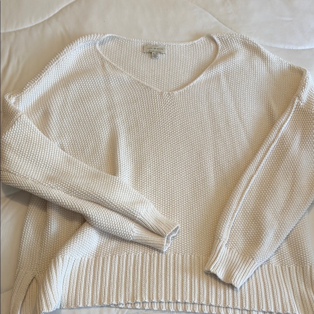 Cream V-Neck Knitted Sweater